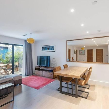 Stylish 2 Bed 2 Bath In Highgate & Free Parking Apartment London Exterior photo